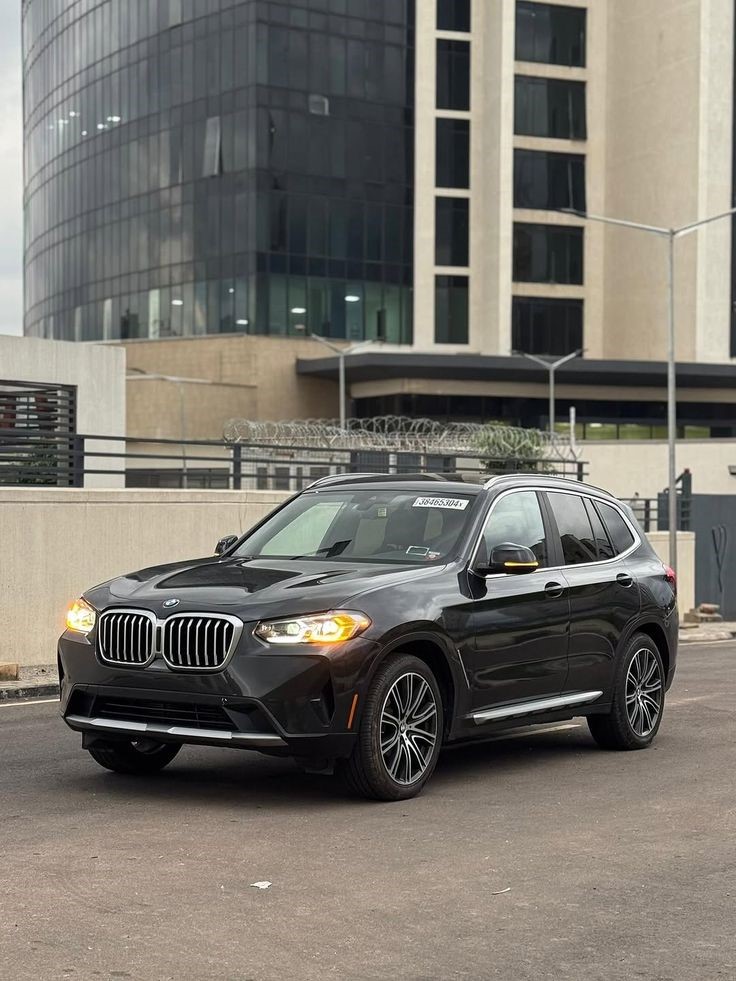 BMW X3 Gallery Image